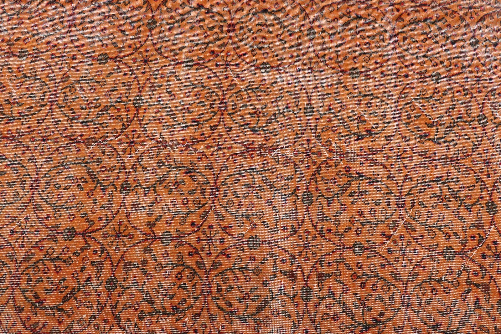 Vintage Rug 3,7×6,5 ft (114×198 cm), Orange Animal Print Turkish Rug