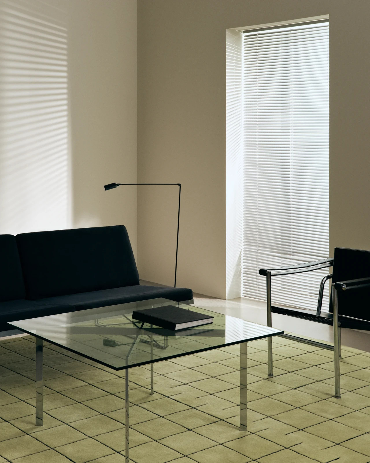 Nordic Knots Grid Pistachio Rug Giancarlo Valle New Zealand Wool Hand-Tufted