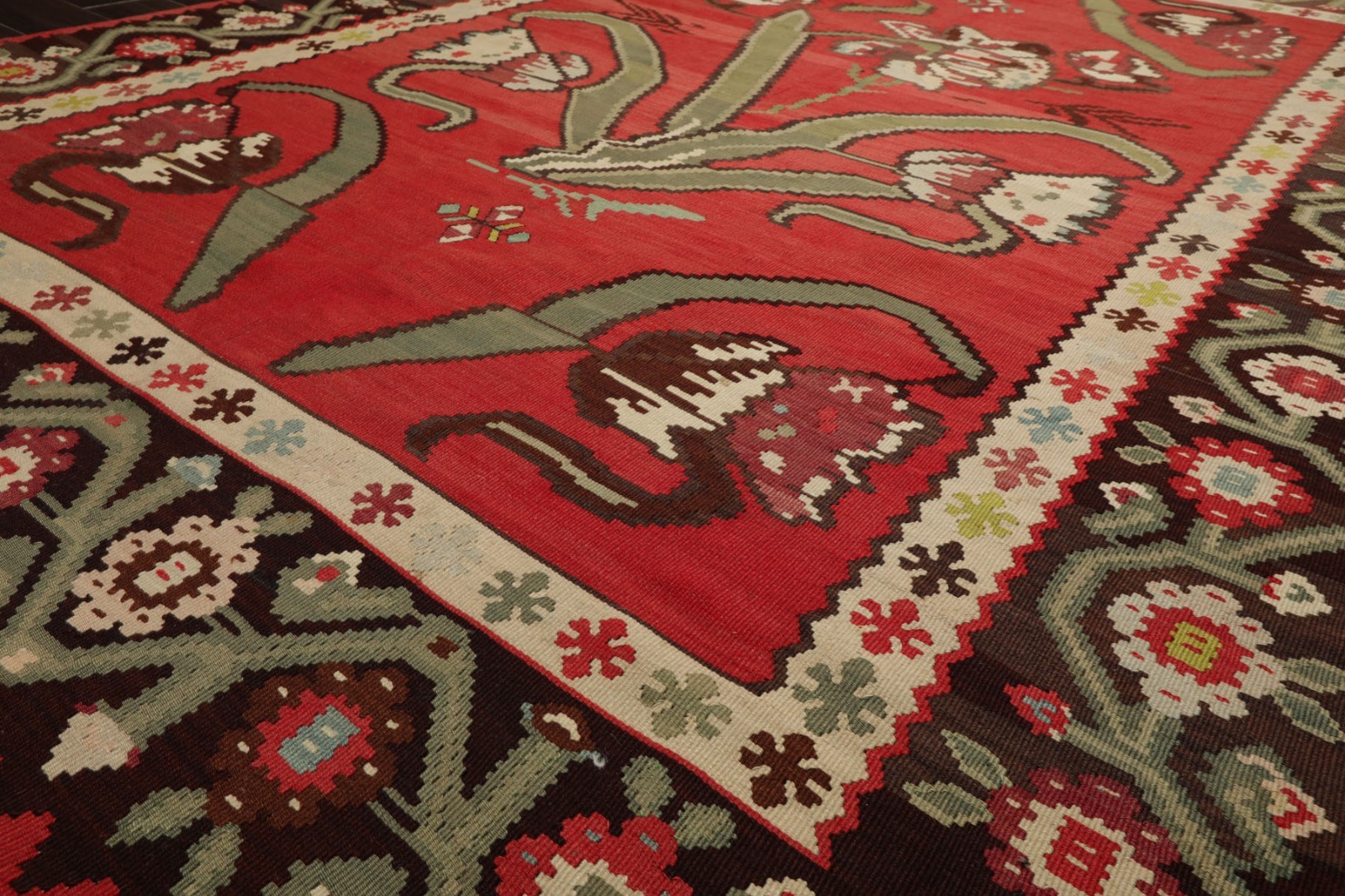 6’9”x10′ Hand Woven Wool Raspberry Kilim Vintage Turkish Vegetable dyes Rug