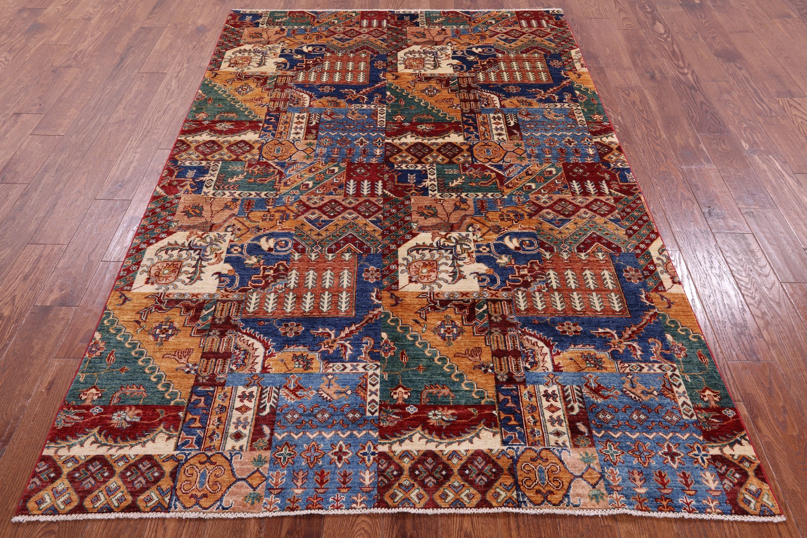 Handmade Super Kazak Wool Rug 5′ 5″ X 8′ 0″ – Q11085