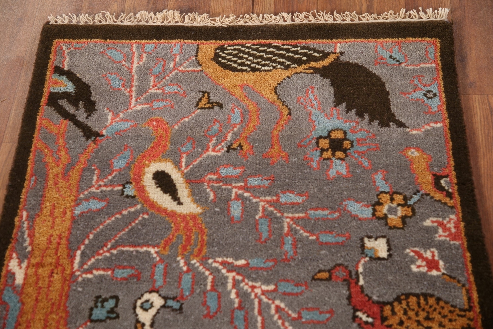 Zeigler Accent Rug -Indian Hand-Knotted Animal Pictorial 3×6 ft
