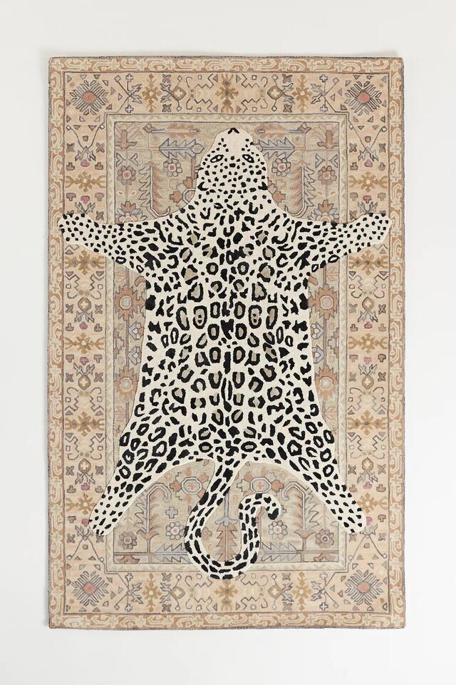 Animal Design Hand-Tufted Wool Rug – Soft Carpet for Living Room, Bedroom & Home