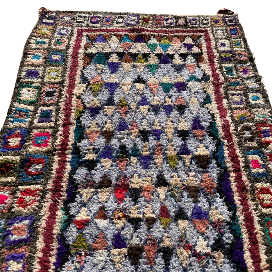 ( 66×37 in ) Berber Mosaic: Vintage Geometric Charm