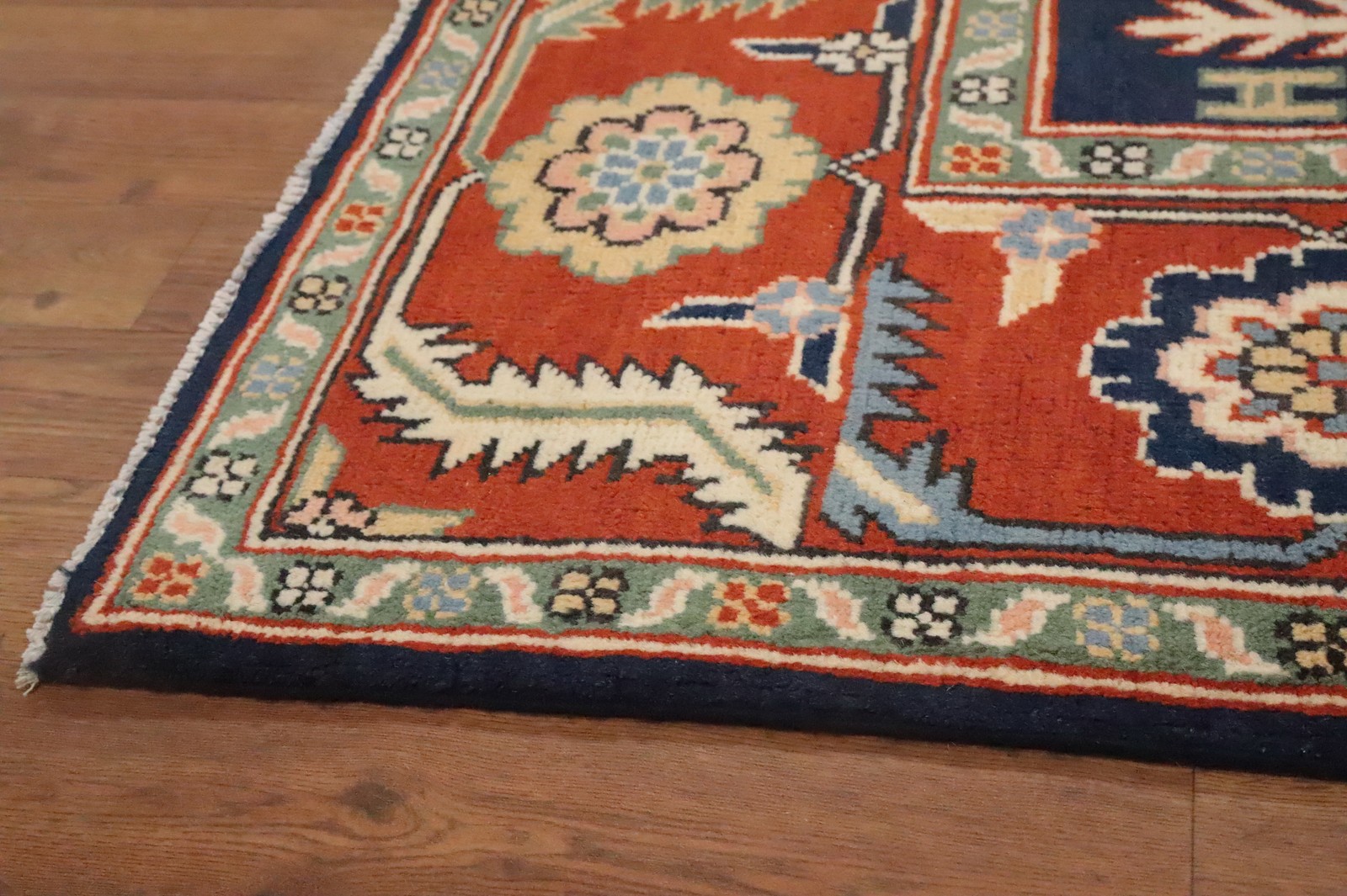 Oriental Area Rug 6×9 Vegetable Dye Geometric Hand-knotted Wool for Any Room