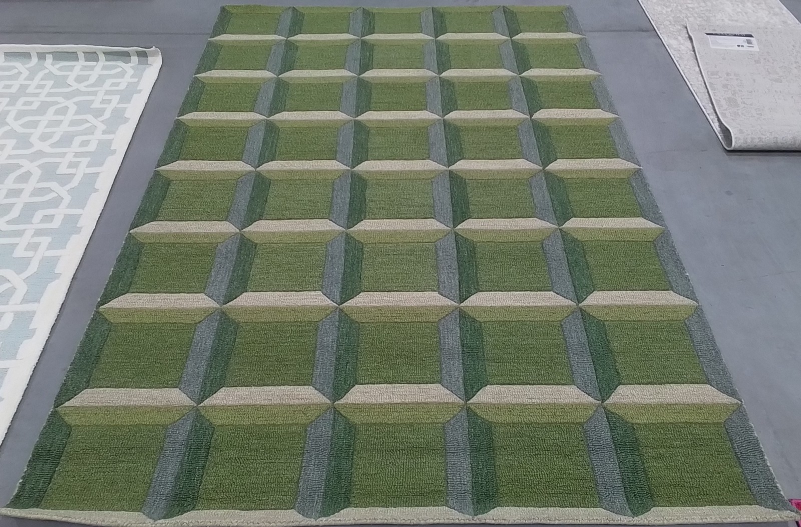 GREEN / BEIGE 5′-0″ x 8′-0″ Back Stain Rug, Reduced Price 3172810633 GRE101Y-5