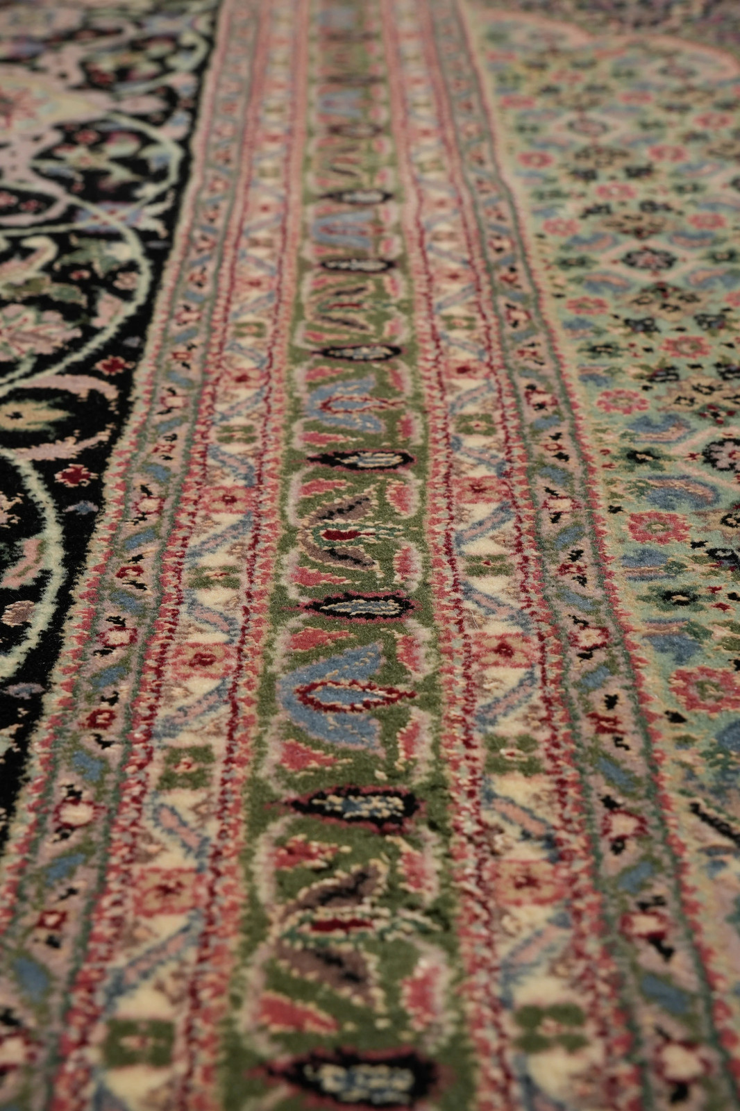 12.5 x 19 Hand-Knotted Wool and Silk Tabriiz Mahii Rug Black #B-78935