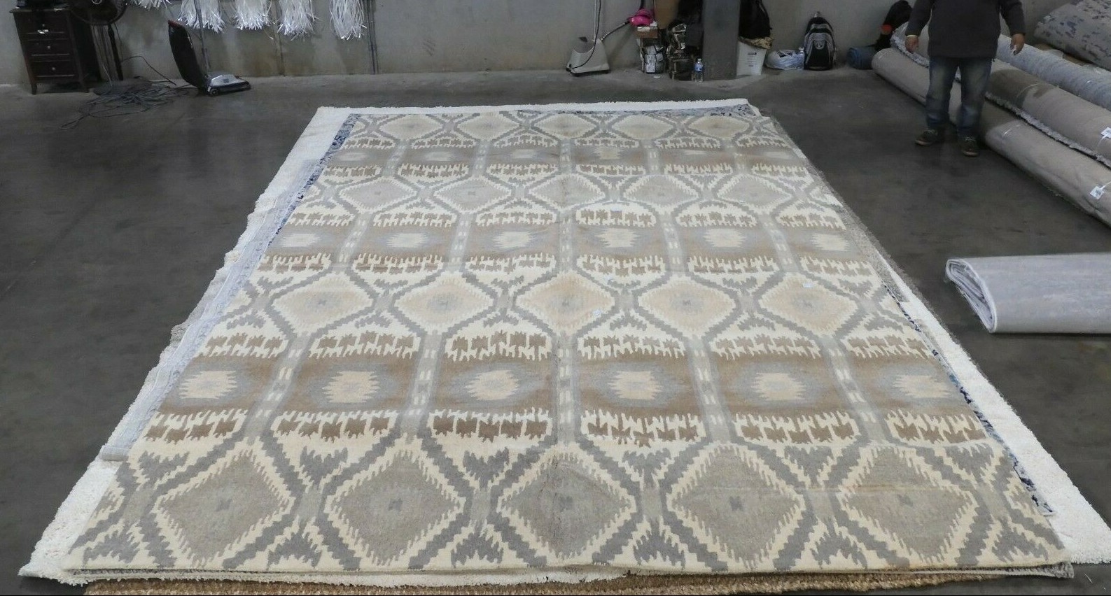 NATURAL / MULTI 10′ X 14′ Stained Rug, Reduced Price 1172621563 WYD720A-10