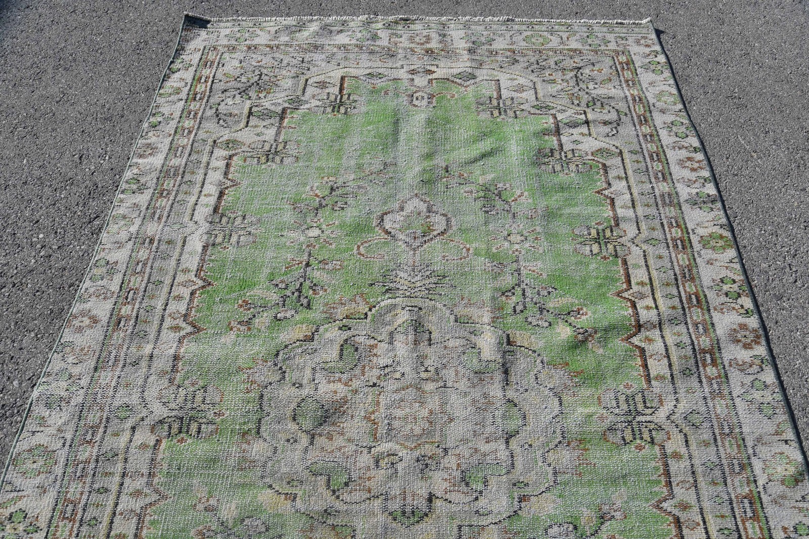 Vintage 5,3×9,4 ft Rug, Turkish Rug, Green Striped Rug Wool