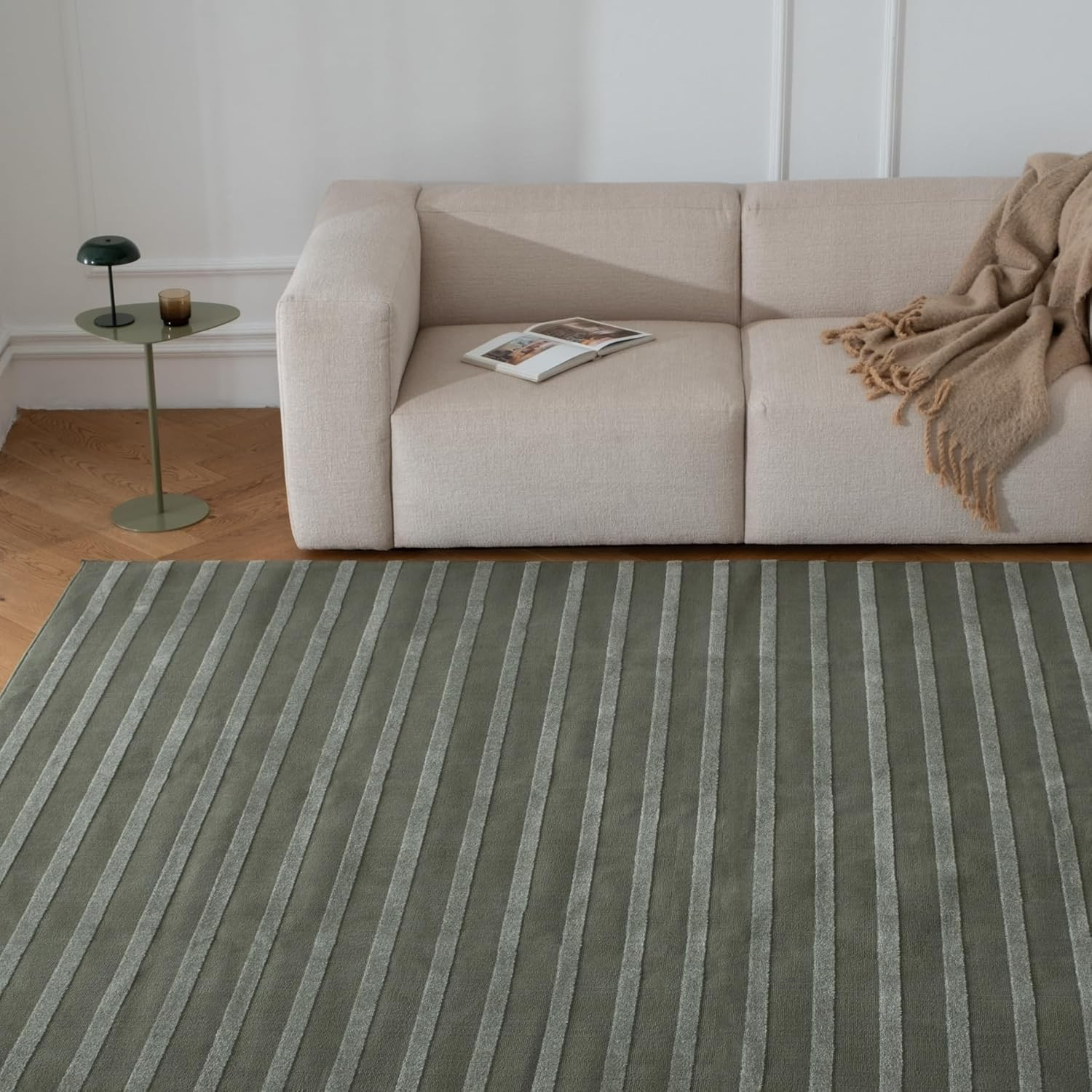 Washable 8’X10′ Green Area Rug – Oeko-Tex Certified for Living & Dining Rooms