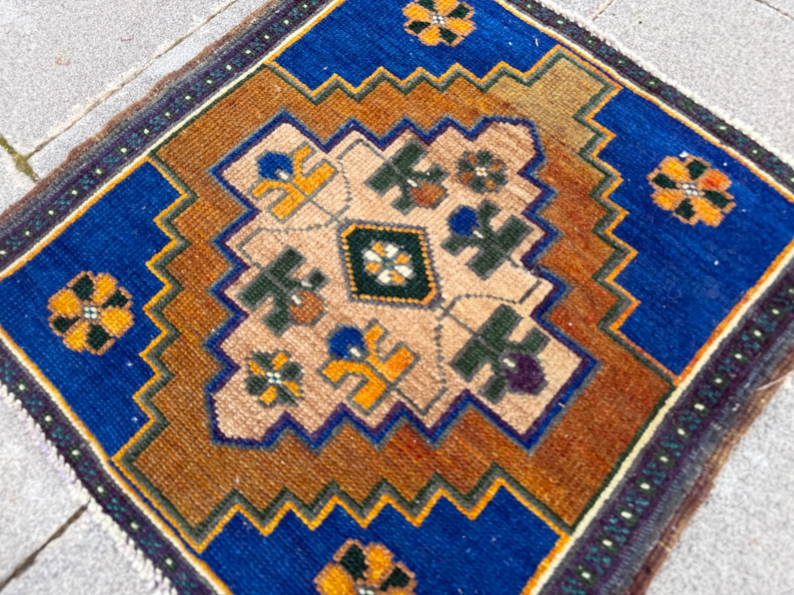 Vintage Oushak Square Rug 1.9×1.9 ft Royal Blue Turkish Boho Accent Rug