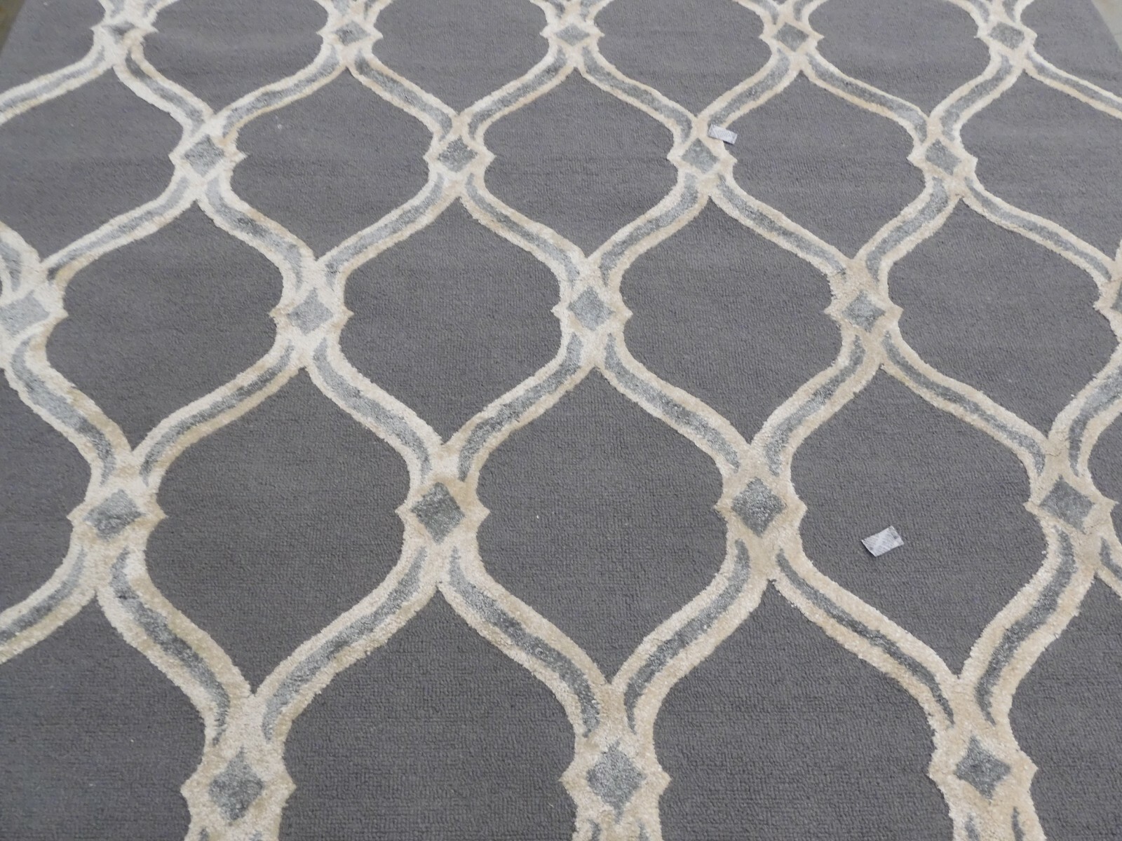 DARK GREY / IVORY 8′ X 10′ Damaged Rug, Reduced Price 1172617185 MNH540A-8