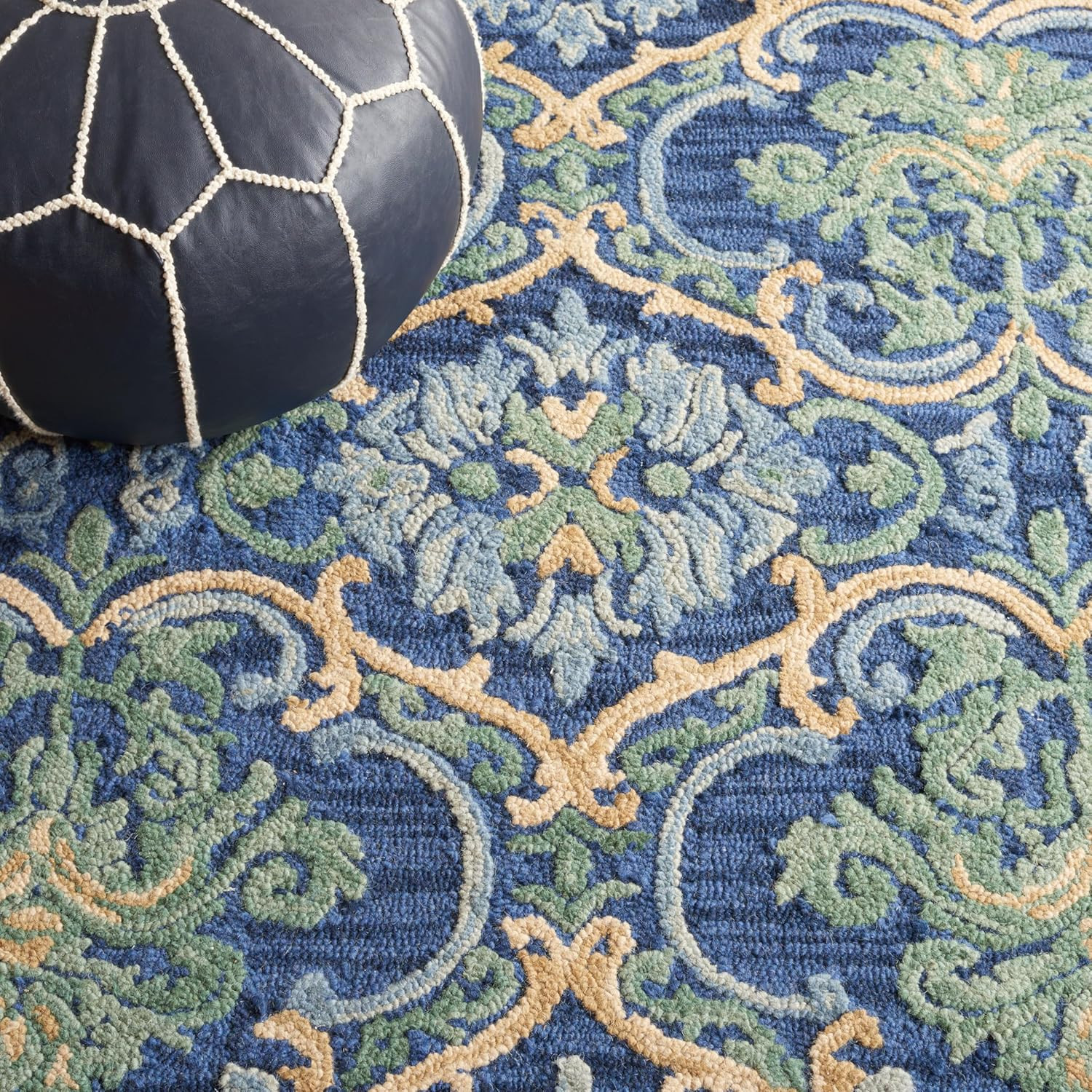 Blossom Collection 3′ x 5′ Handmade Navy/Green Wool Fringe Area Rug