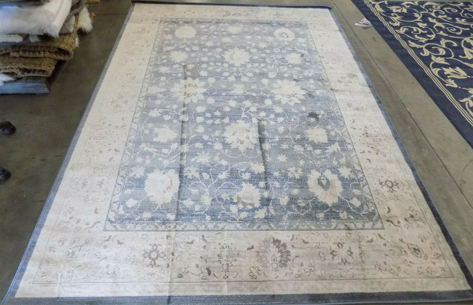 DARK BLUE / CREAM 6′-7″ X 9′-2″ Flaw in Rug Reduced Price 1172588254 VTG440G-6