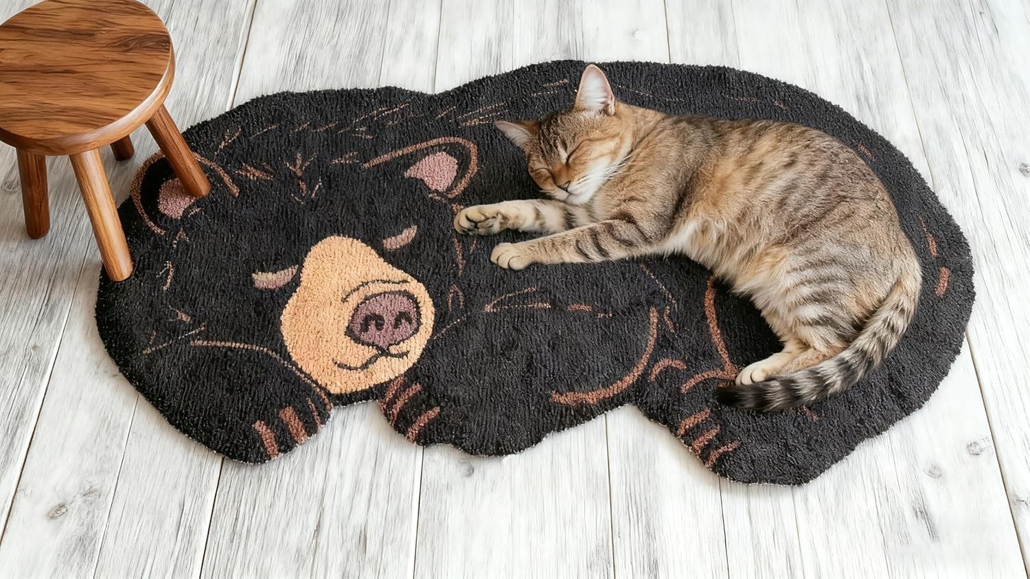 Shaped Black Bear Hand-Hooked Accent Rug Floor Area Rug 32 X 17 In Home Décor