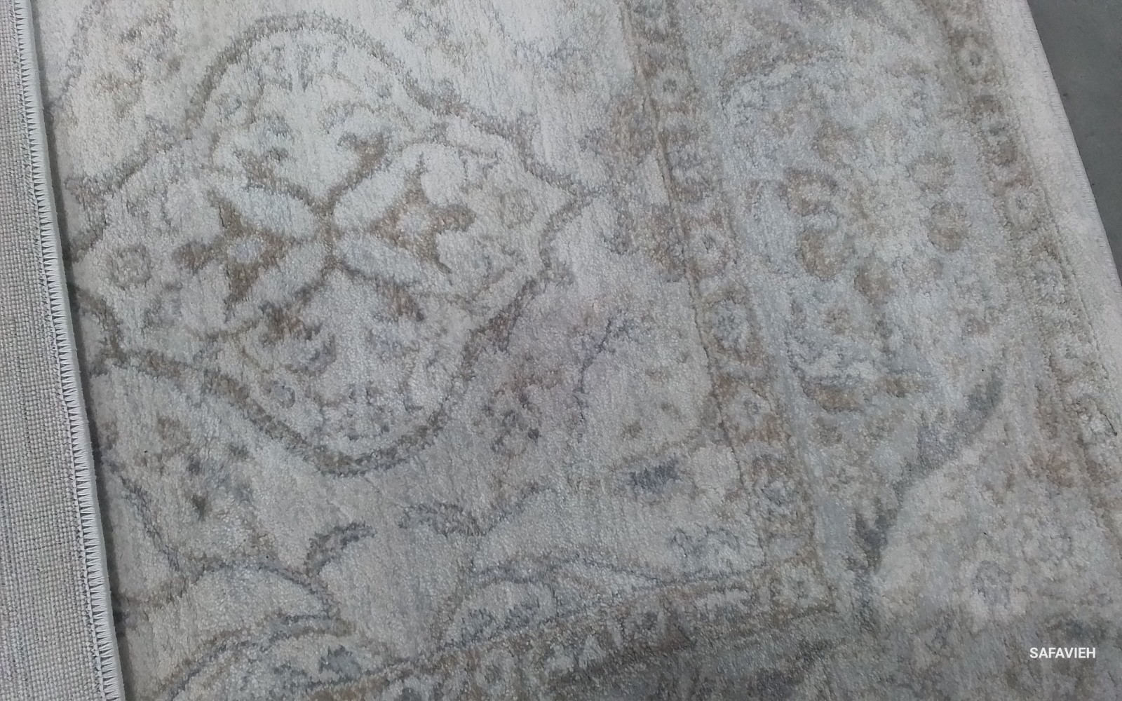 CREAM / BEIGE 6′-7″ x 9′-0″ Flaw in Rug, Reduced Price 1172782321 ISA912A-7