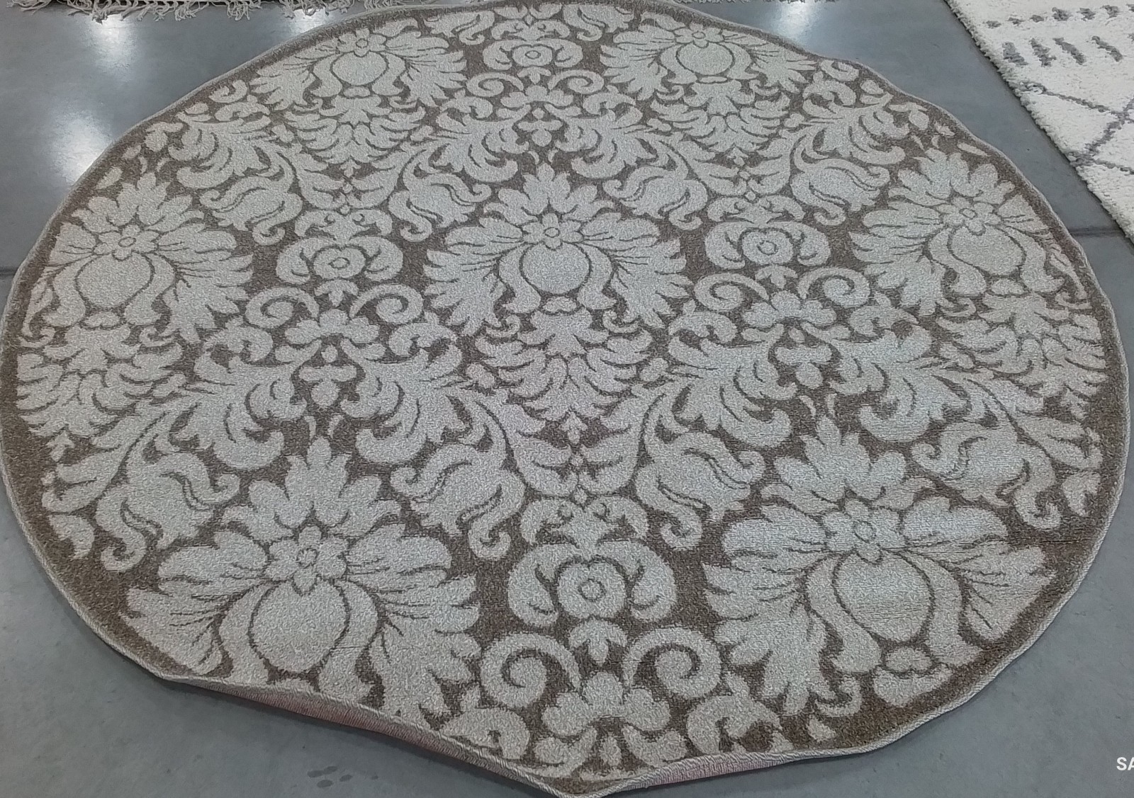 WHEAT / BEIGE 7′-0″ x 7′-0″ Flaw in Rug, Reduced Price 1172785113 AMT427S-7R