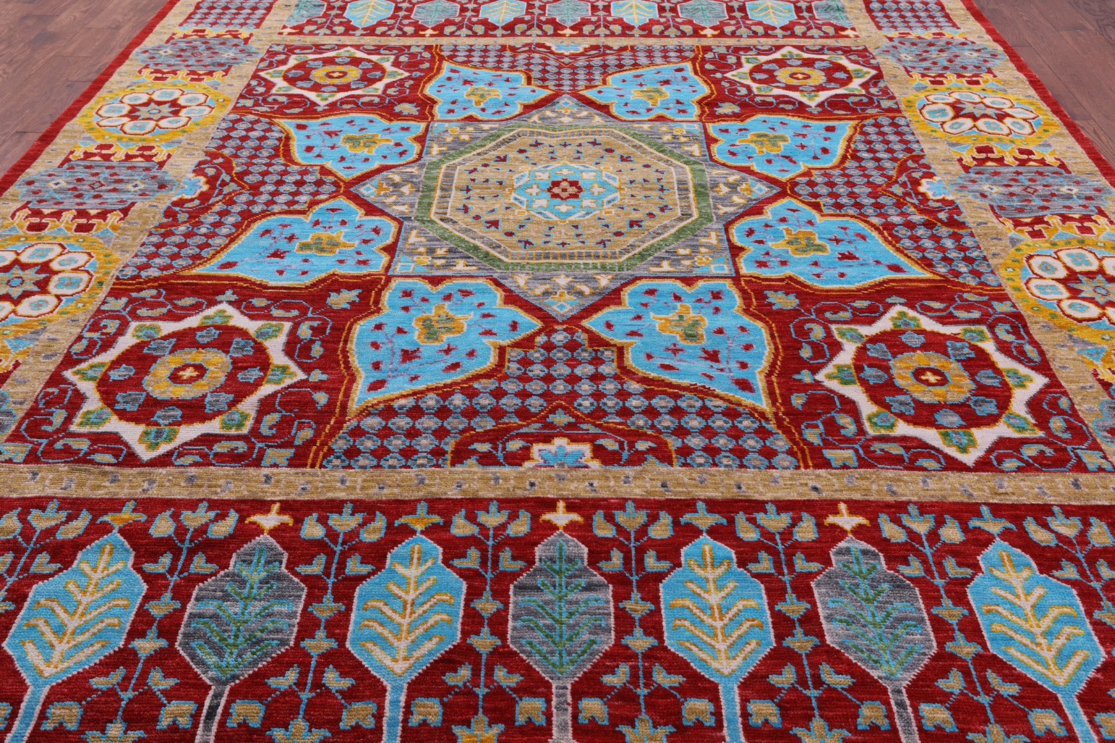 9′ 10″ X 13′ 9″ Hand Knotted Mamluk Wool Rug – Q19922