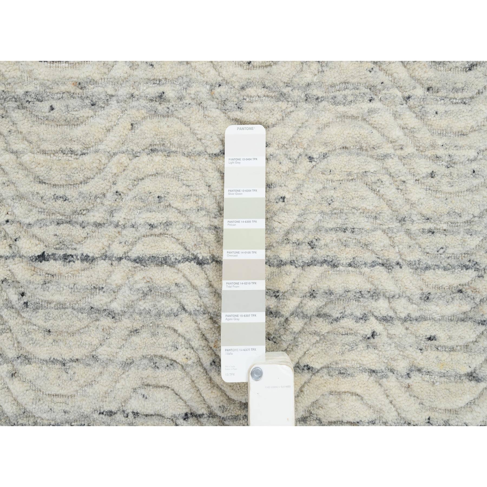 2’6″x6′ Beige Variegated Modern Design Wool Hand Loomed Runner Rug R64839