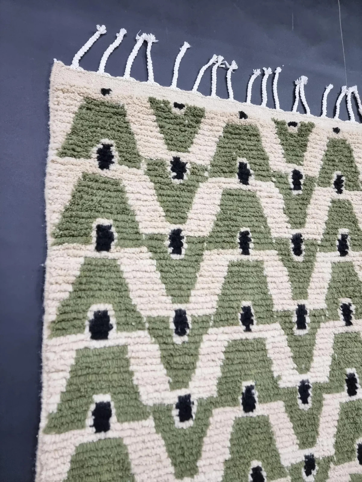 Color Green and Beige Design Moroccan Berber Beni Ourain Wool Unique Geometric R