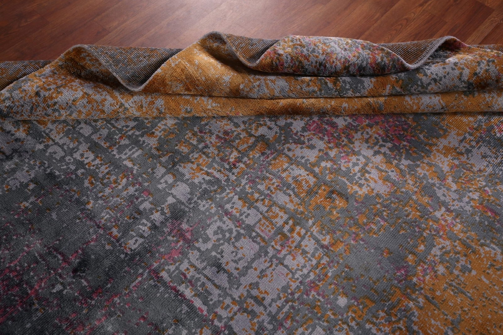 Stylish Handcrafted Living Room Rug 6×8 ft Luxurious Hand-knotted Wool Rug
