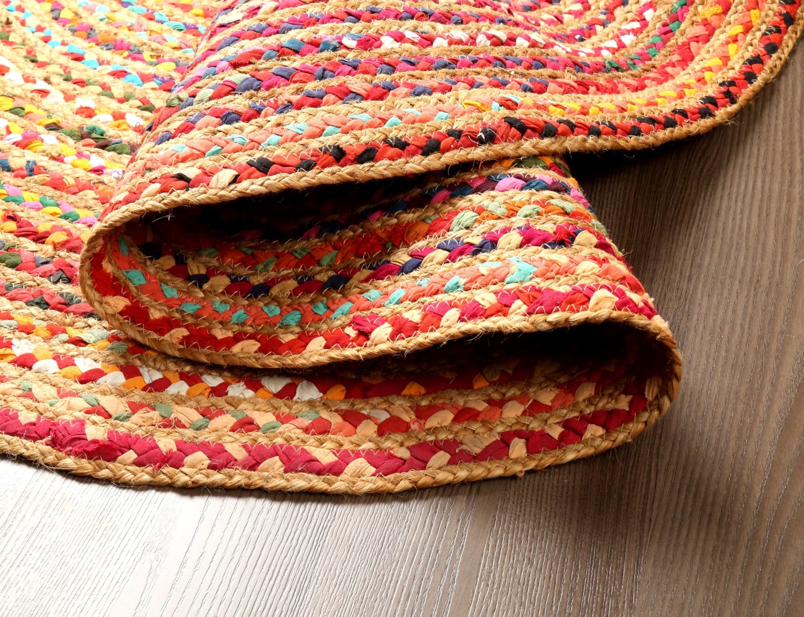 Hausattire Bohemian Braided Rug 4′ Round – Multi Color, Circle Farmhouse Jute Co