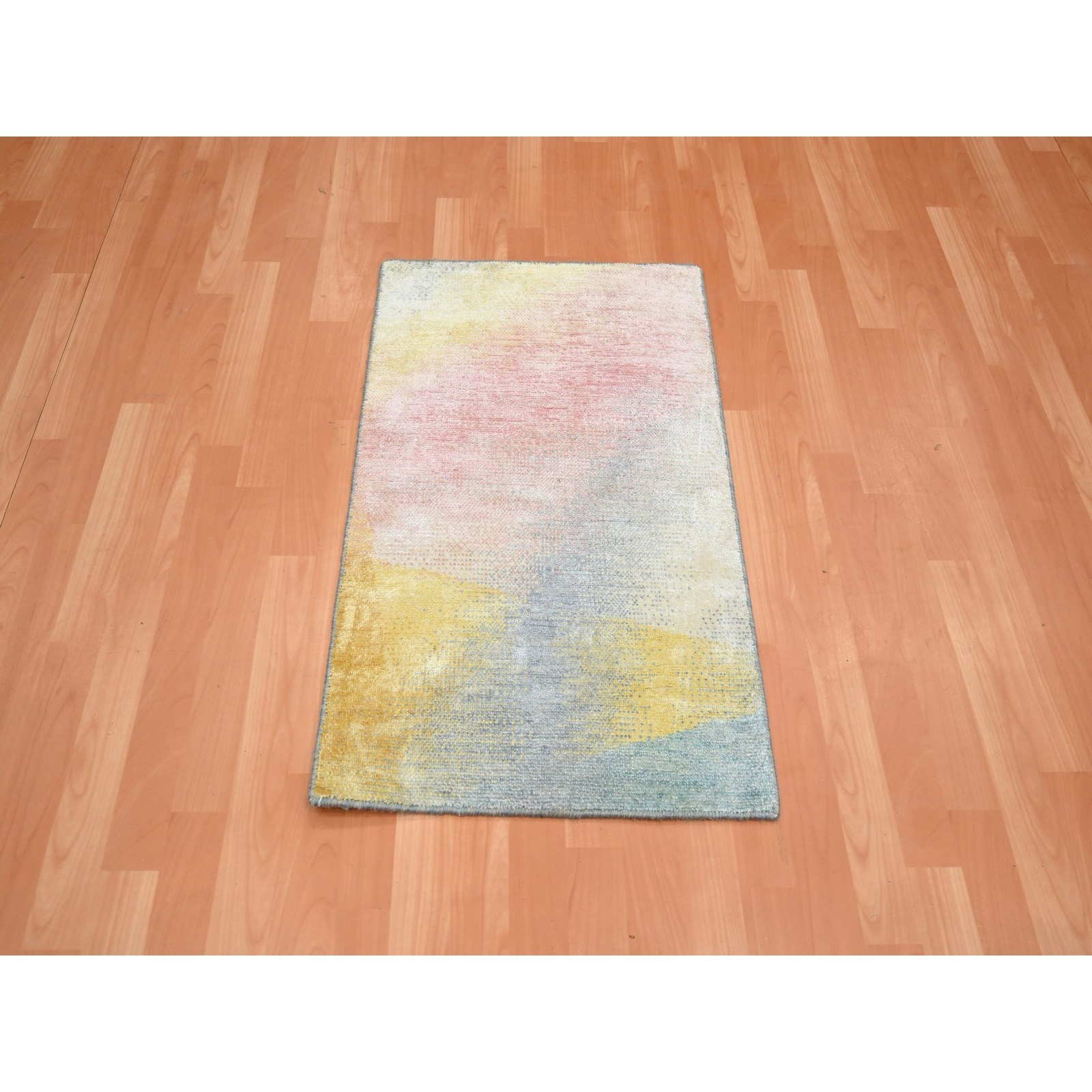 2’x3’1″ Pink Pastel Colors Modern Design Wool & Silk Hand Knotted Mat Rug R75665