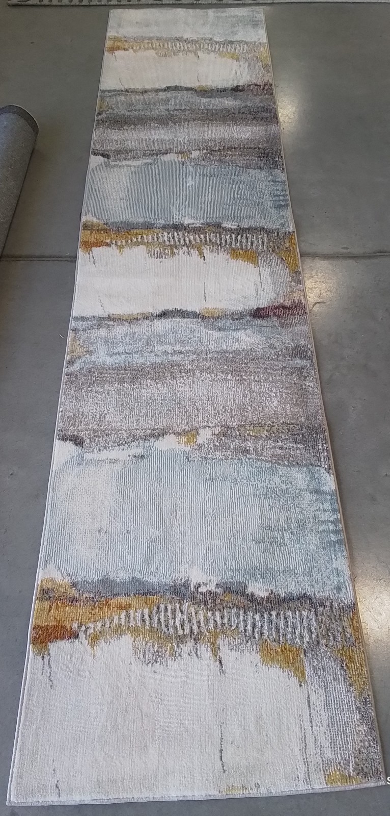 IVORY / L BLUE 2′-0″ x 8′-0″ Back Stain Rug, Reduced Price 1172782374 ARA190M-28