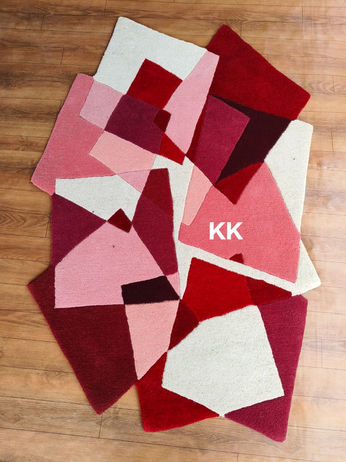 Irregular Shape Rugs Handmade 100% Woolen Hand Tufted For Home Decoration