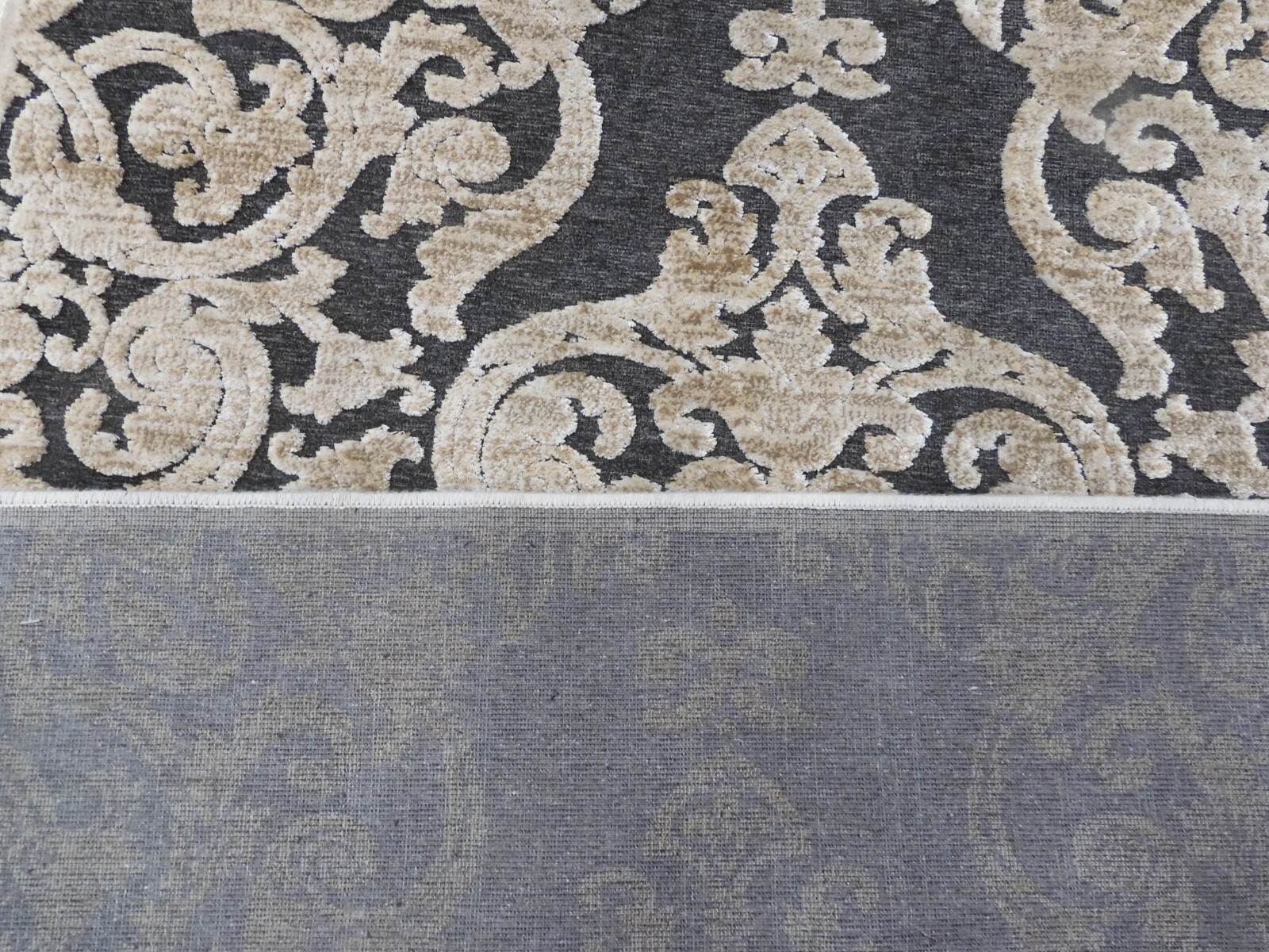 ANTHRACITE 3′-3″ X 4′-7″ Stained Rug, Reduced Price 1172626253 PARB348-3430-3