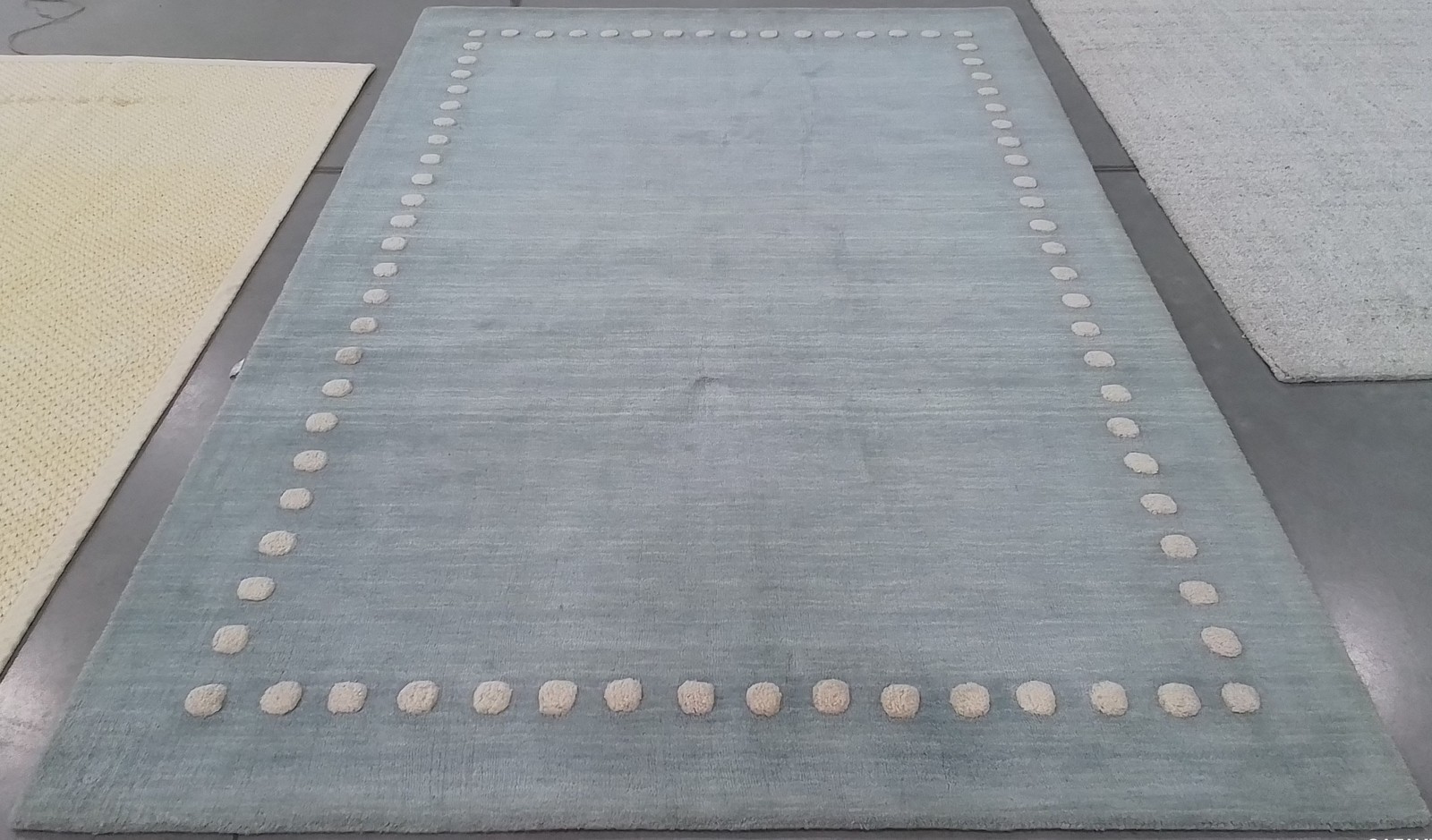 BLUE / IVORY 6′-0″ x 9′-0″ Flaw in Rug, Reduced Price 1172805281 SFK802M-6