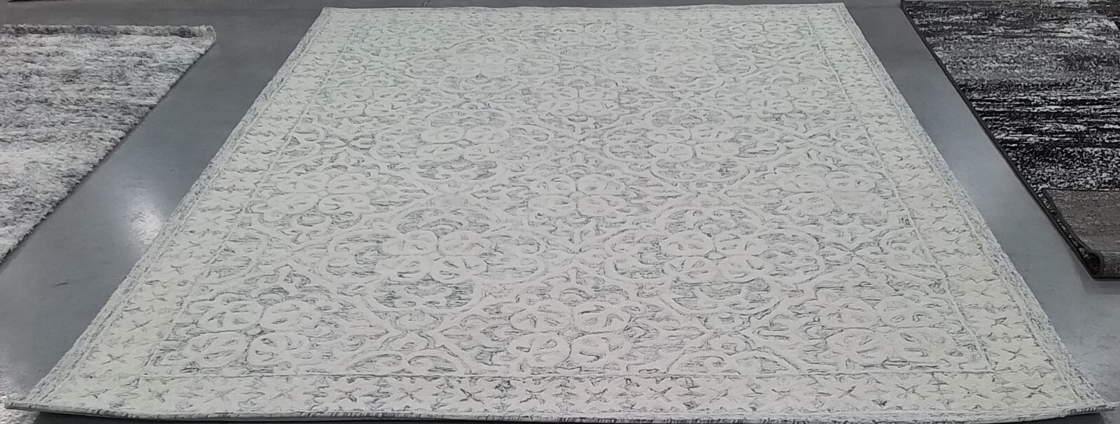 SILVER / IVORY 8′-0″ x 10′-0″ Back Stain Rug, Reduced Price 1172767831 MET857F-8