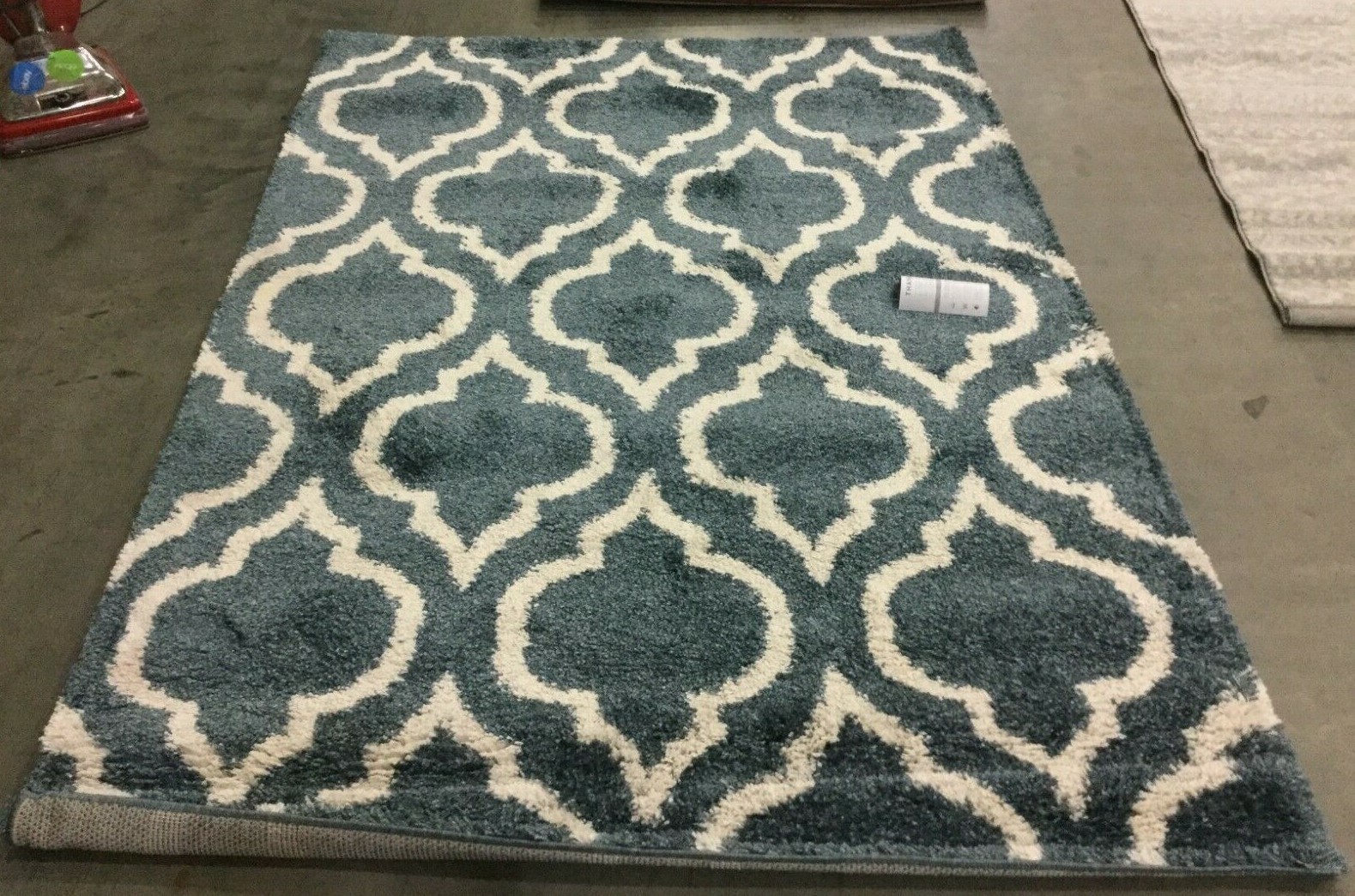 BLUE / IVORY 5′-1″ X 7′-6″ Pulled Threads Rug Reduced Price 1172647066 SGH284L