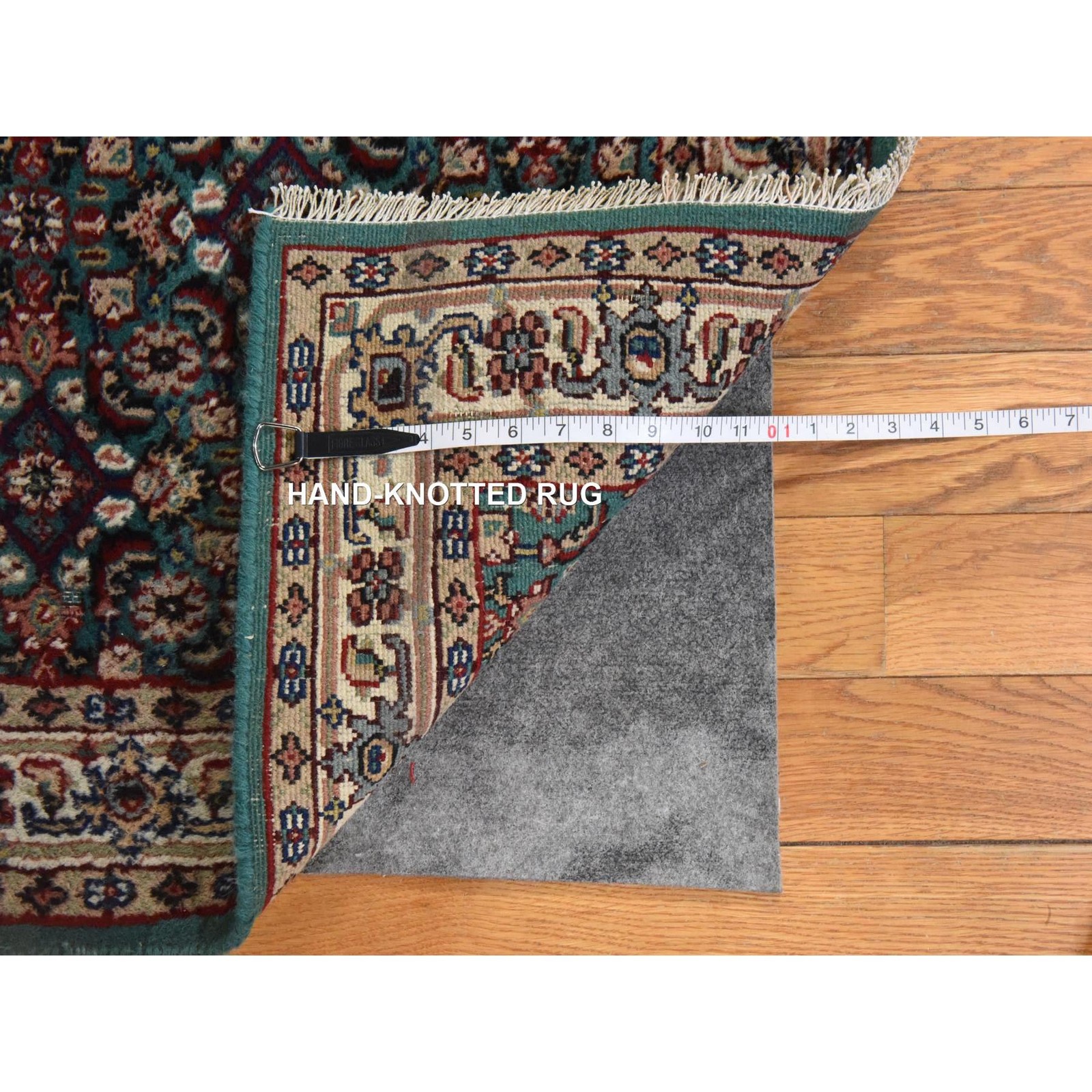 2’5″x9’6″ Green Vintage Hand Knotted Pure Wool Narrow Runner Rug 78625