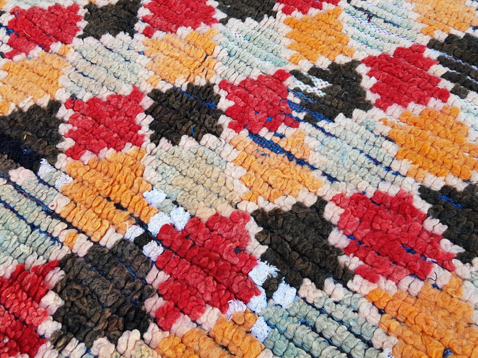 Vintage Azilal Rug – Moroccan Berber Rug – Azilal Rug 9’2″x4’3 Ft Moroccan Rug