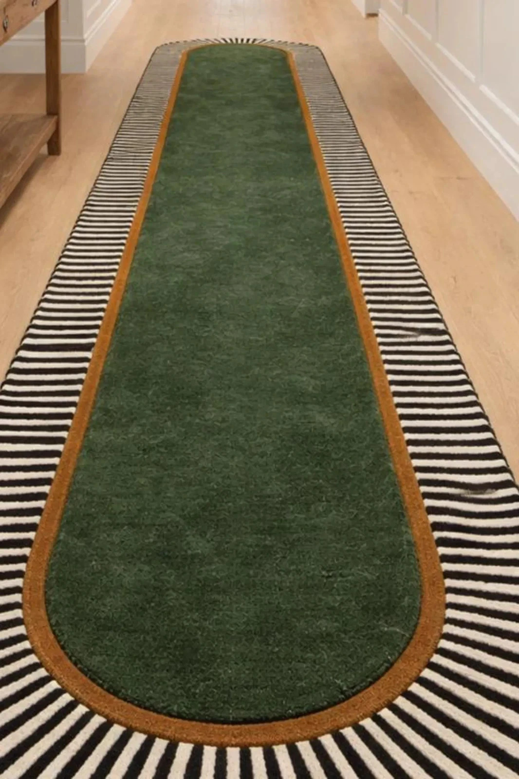 Walvia Modern Hand-Tufted 100% Wool Soft Area Rug Carpet.