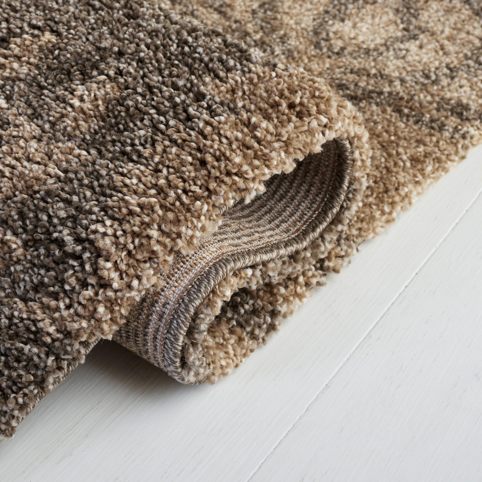 Safavieh Florida Shag Collection Area Rug – 53 X 76 Smoke Beige Damask Design