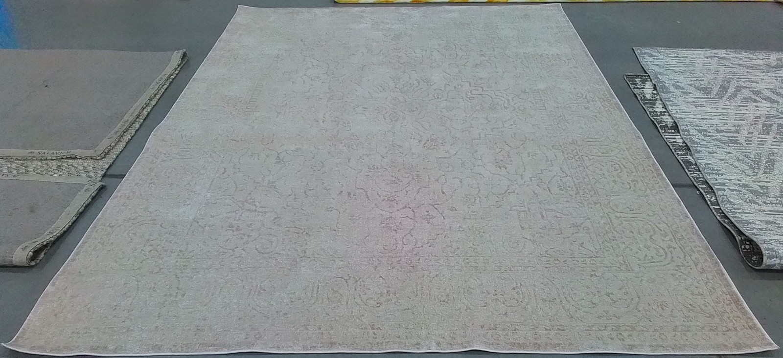 CREME / IVORY 8′-0″ x 10′-0″ Back Stain Rug, Reduced Price 1172802084 RFT670D-8