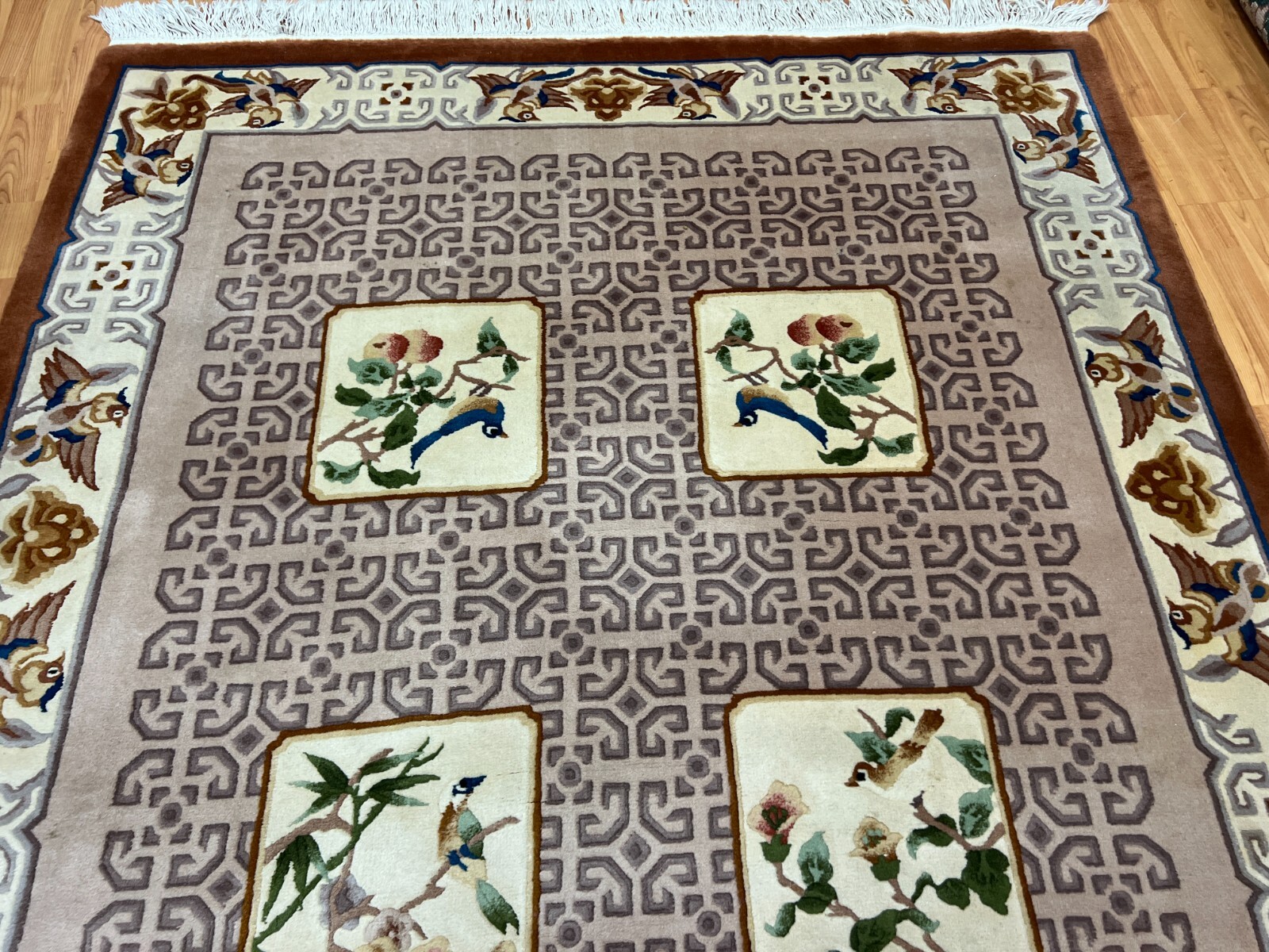 5’9″ x 9′ Chinese Art Deco Oriental Rug – Hand Made – Full Pile – 100% Wool