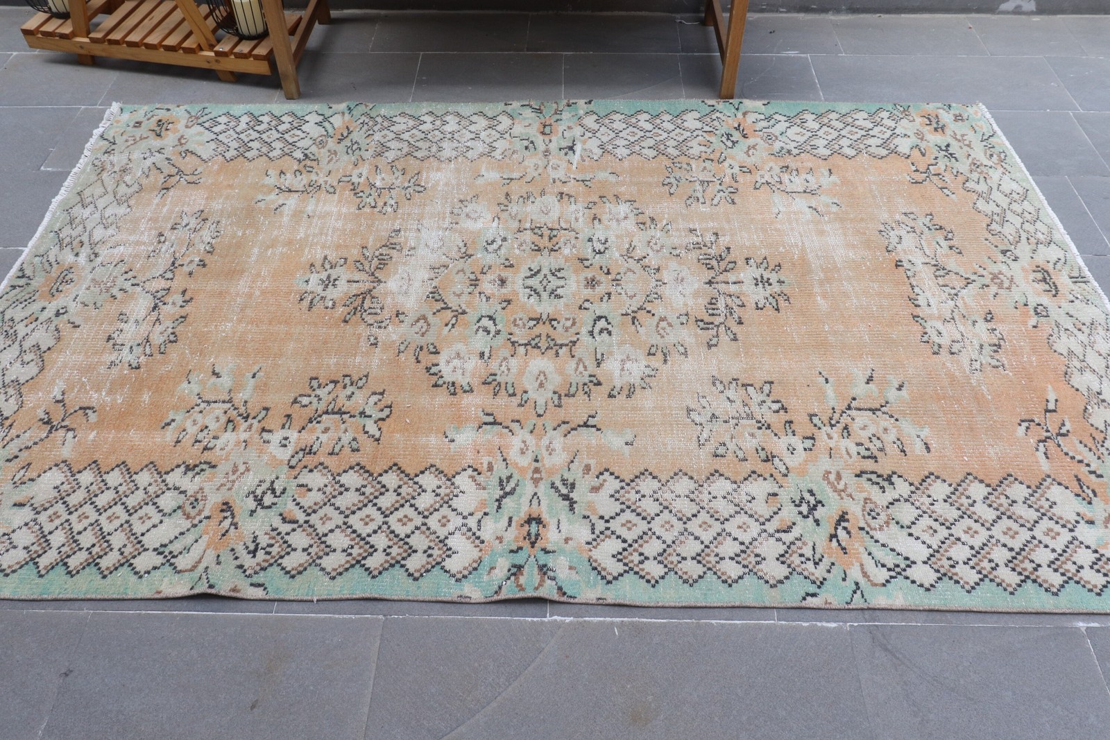 5×7,8 ft Vintage Rug, Brown Bordered Turkish Rug Wool