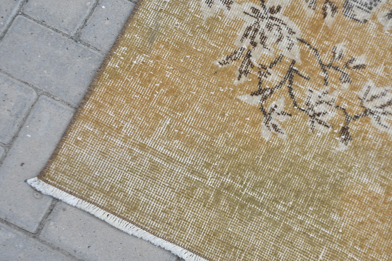 Vintage Area Rug 4×9,5 ft, Turkish Brown Oriental Wool Rug
