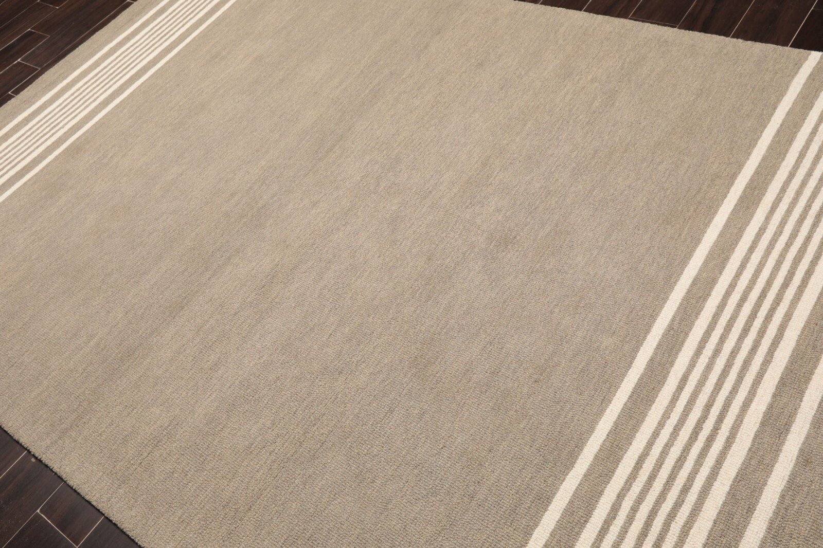 LoomBloom Multi Sizes Moss Hand Tufted Minimalist Wool Area Rug