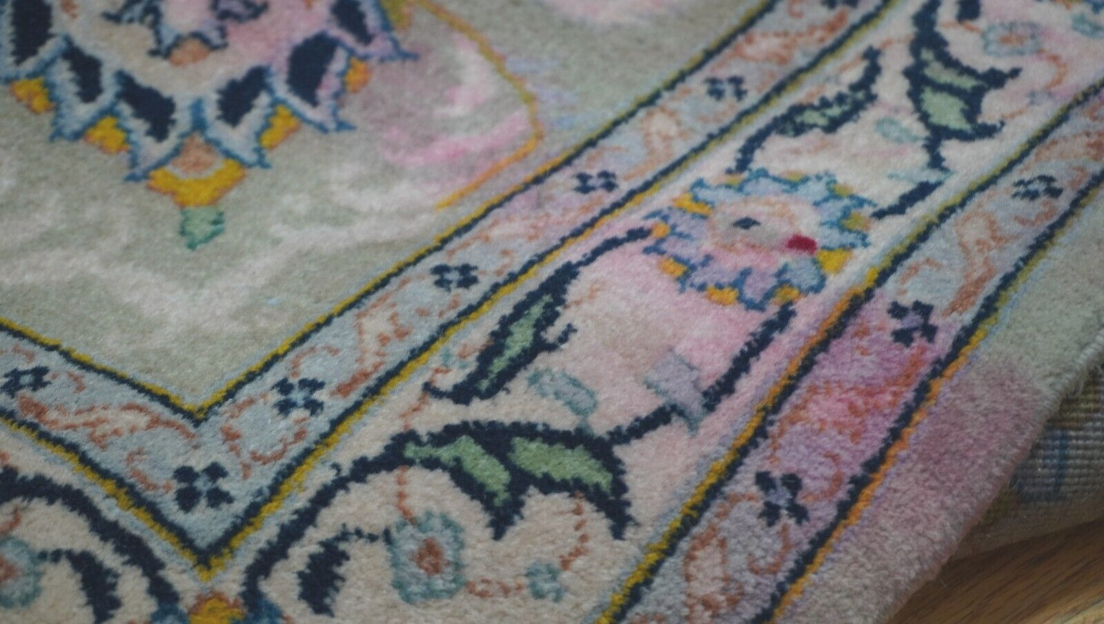 Antique Kashann Signed Birds Hand Knotted Pistachios Green Wool Rug 9’7″ x 13’5″
