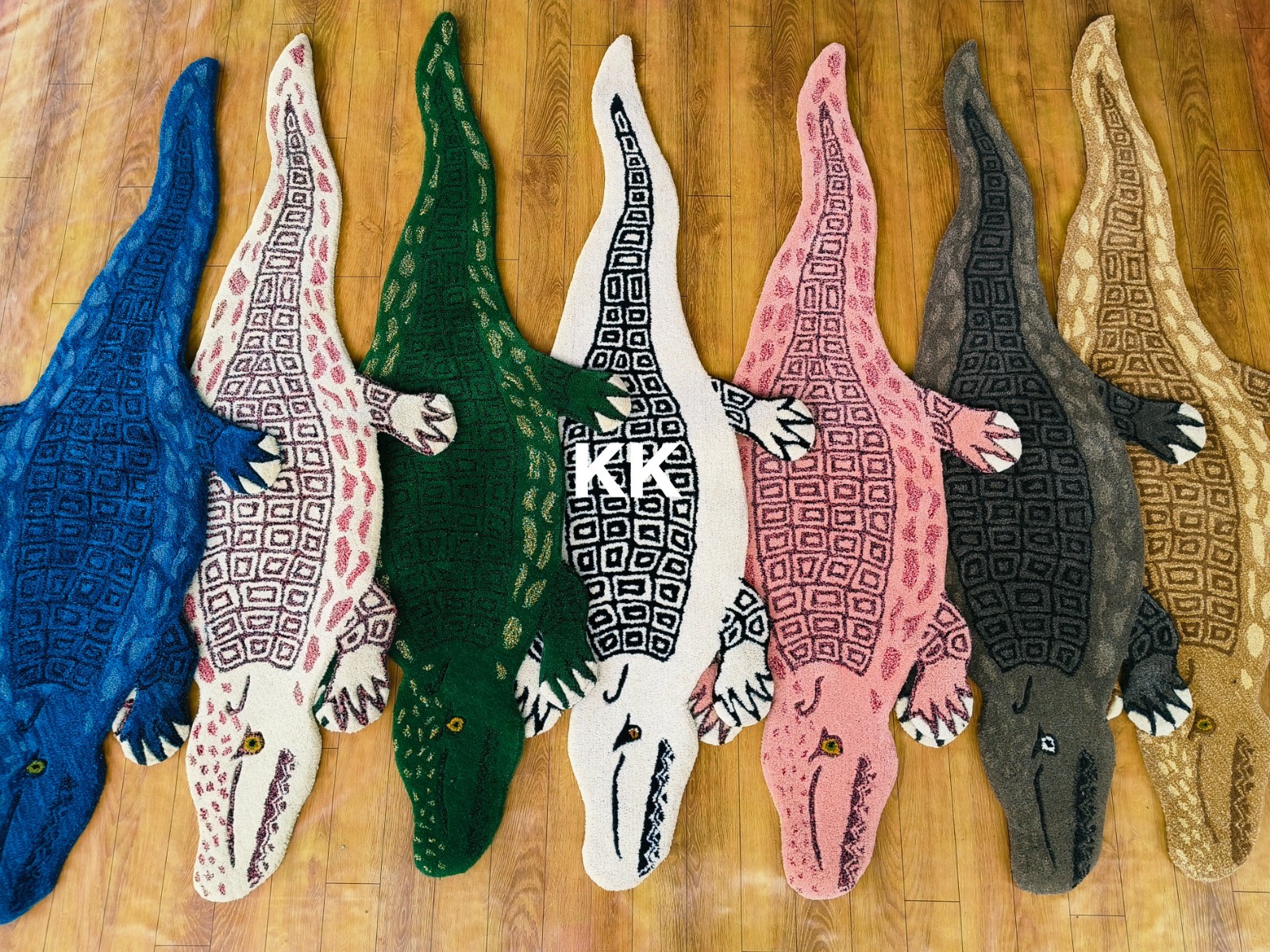 Crocodile Rugs Handmade 100% Woolen Hand Tufted For Home Decoration