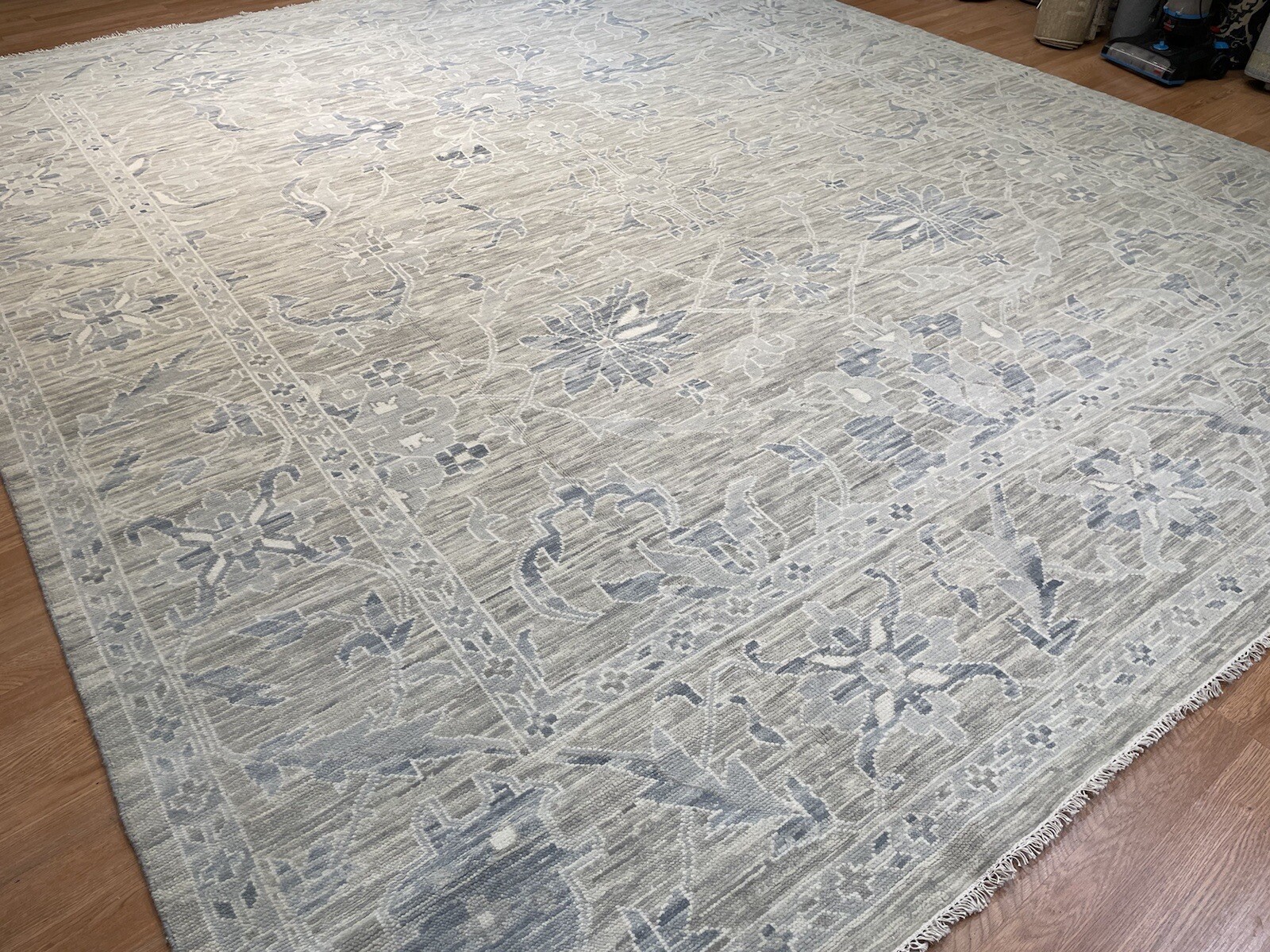 Outstanding Oushak – Transitional Neutral Rug – Floral Carpet – 11.6 x 14 ft.