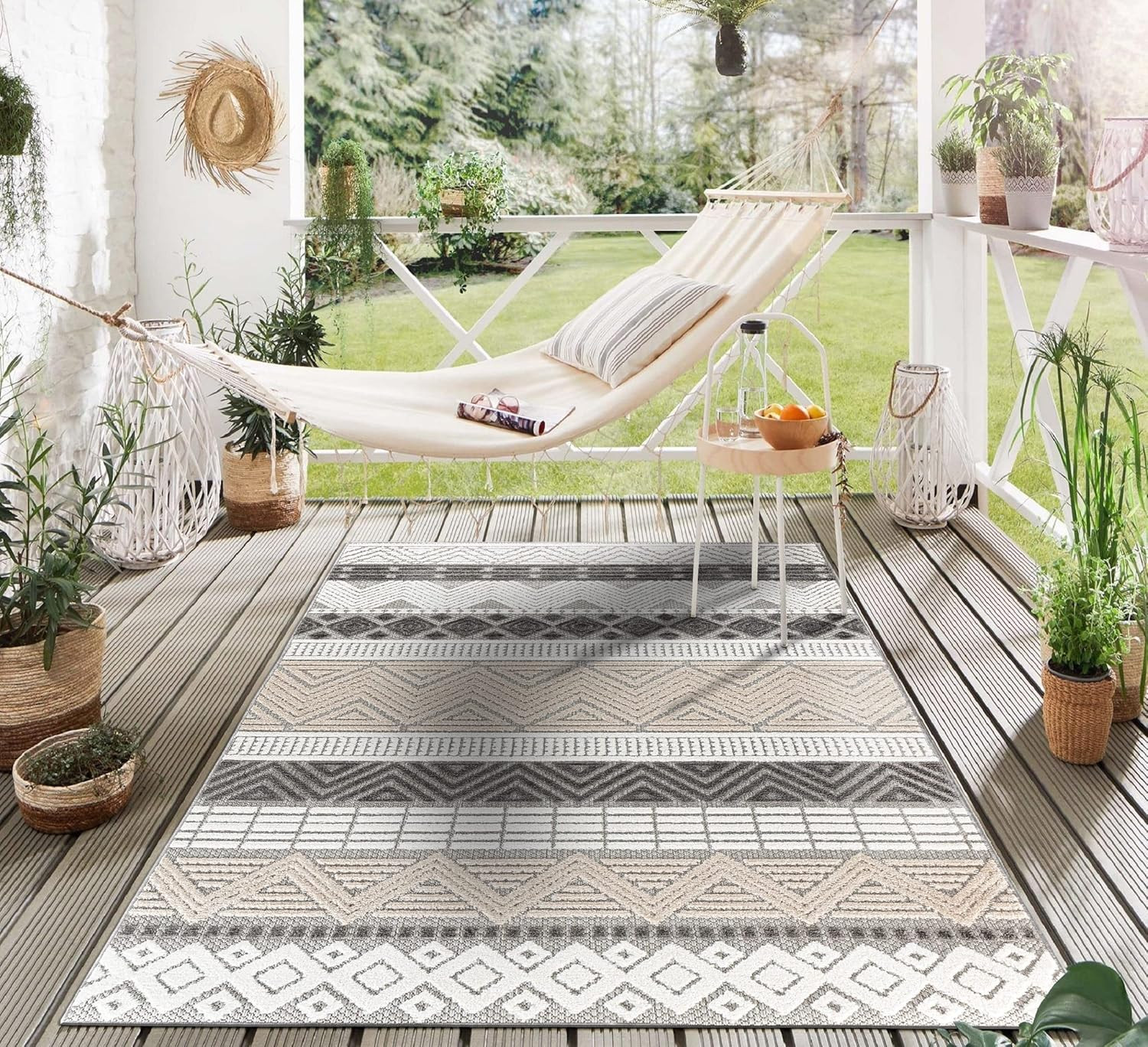 Marbella 7’10” X 10′ Gray Boho Non-Shedding Indoor/Outdoor Area Rug