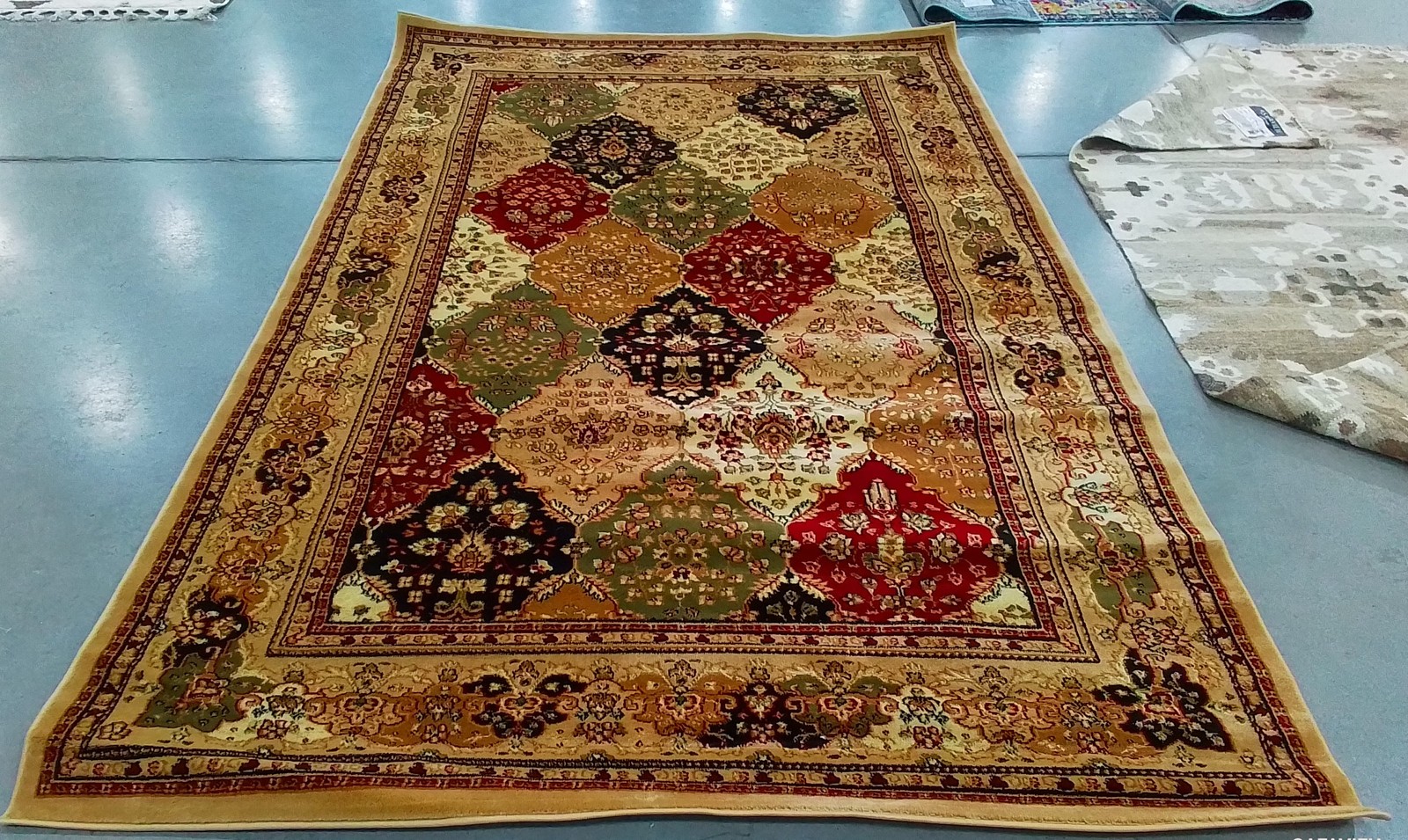 MULTI / BEIGE 6′-0″ x 9′-0″ Back Stain Rug, Reduced Price 1172796708 LNH221C-6