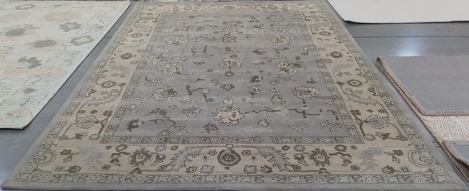 BEIGE / GREY 9′-0″ x 12′-0″ Flaw in Rug, Reduced Price 1172796517 HG865A-9