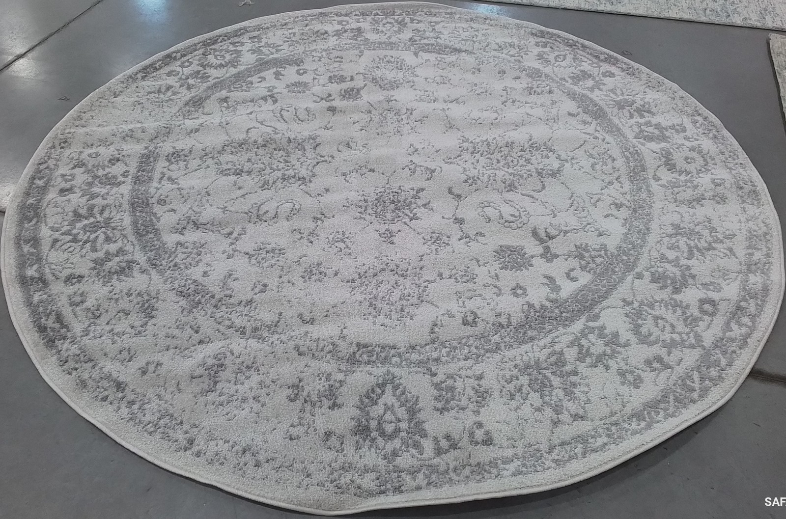IVORY / SILVER 8′-0″ x 8′-0″ Back Stain Rug, Reduced Price 1172798185 ADR109C-8R