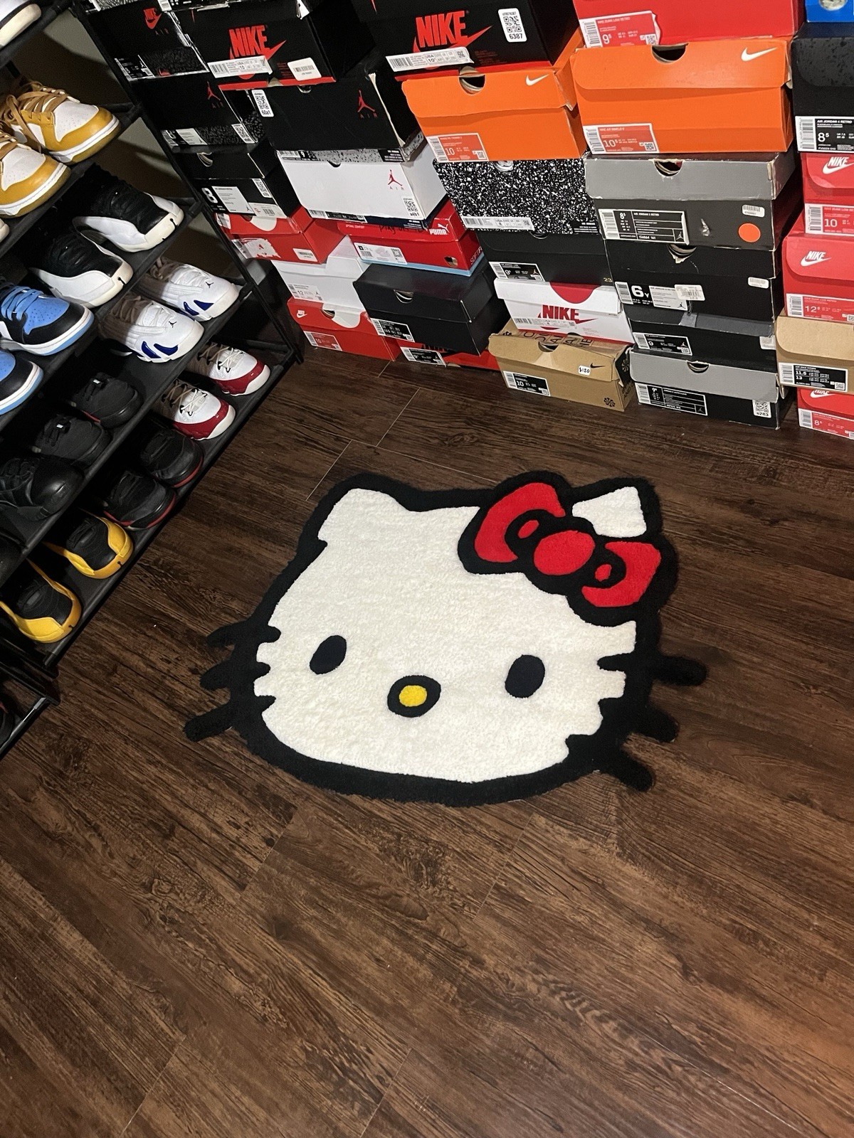 Hello Kitty Rug- Custom Tufted Handmade Carpet Home Decor(sz 1ft 10in x 2ft 3in)