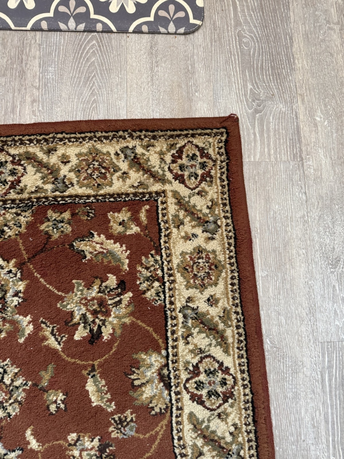 Canyon Collection “Kazmir” Accent Area Rug 31″x48″ Red Floral Woven in Maine USA